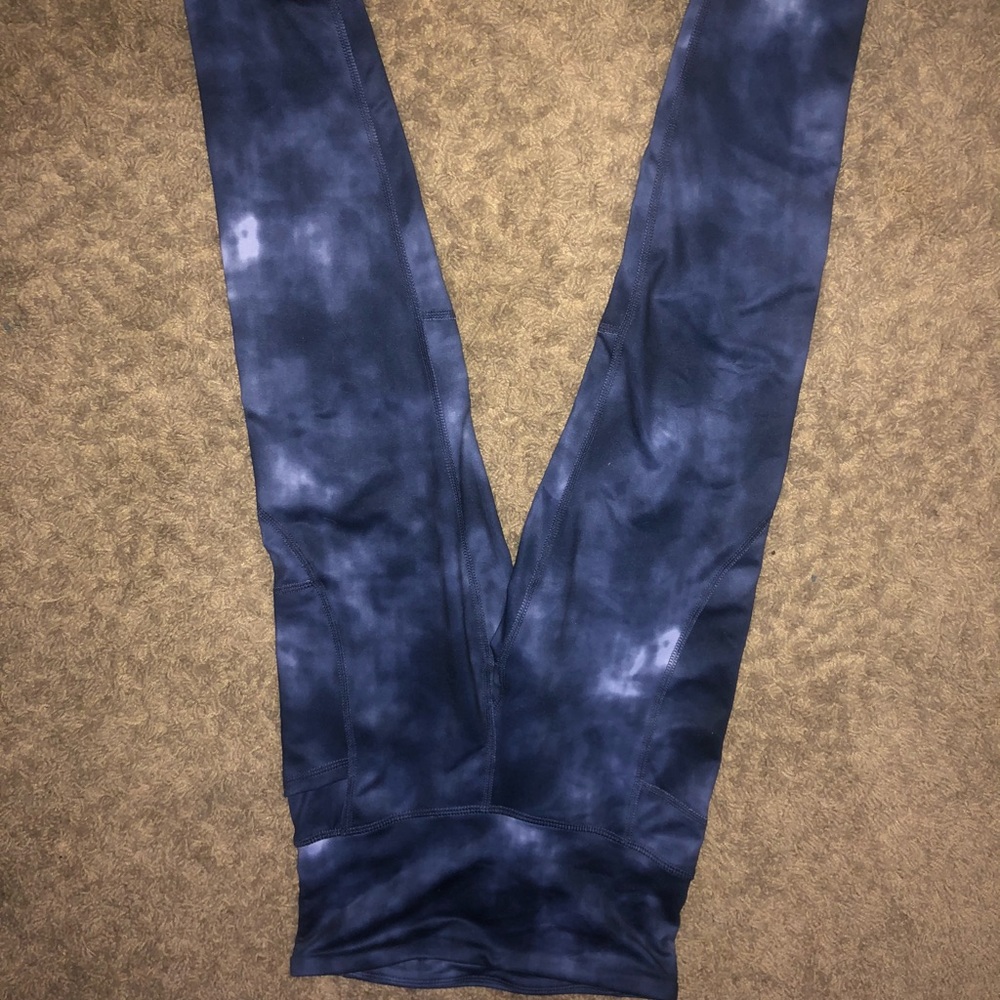 XS Blue tie dye leggings with pockets